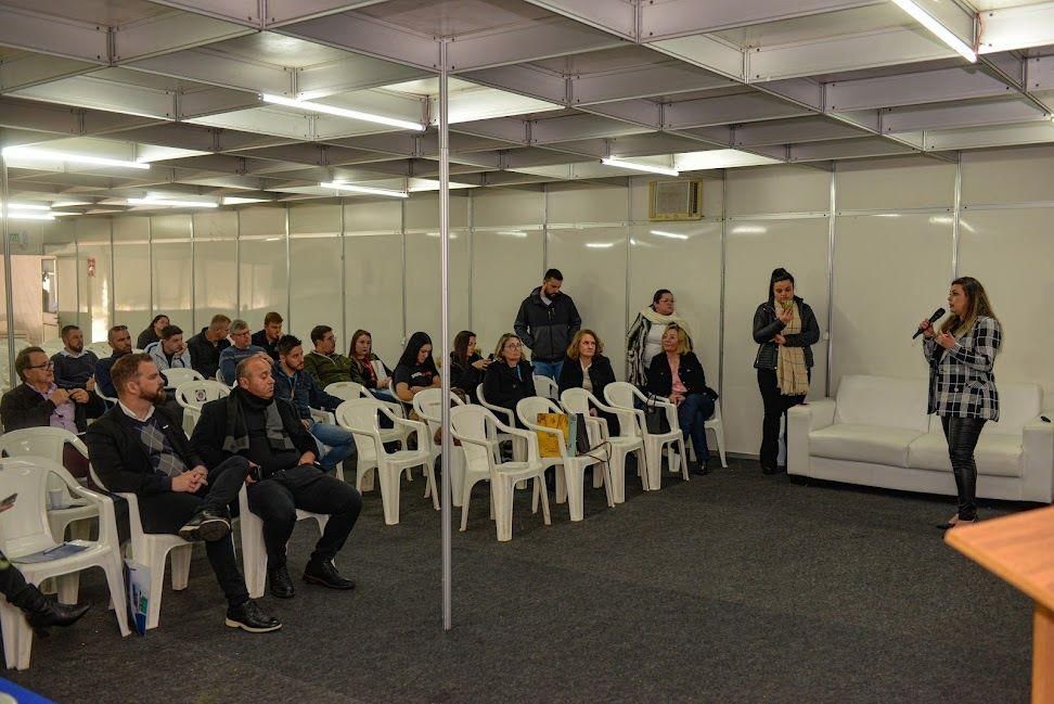 Café com Bate Papo edição especial no 3º Festival de Inverno Lourenciano 
