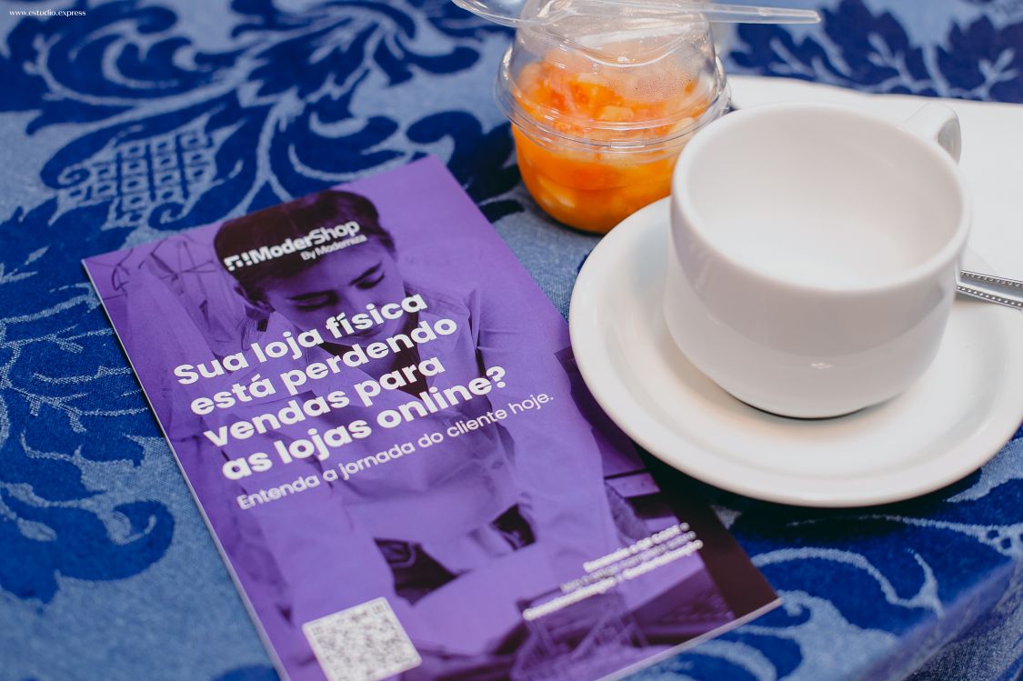 Café com Bate Papo, Agosto