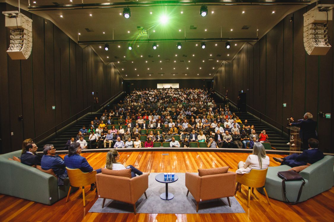 Palestra com Paulo Guedes | Economia e Futuro  