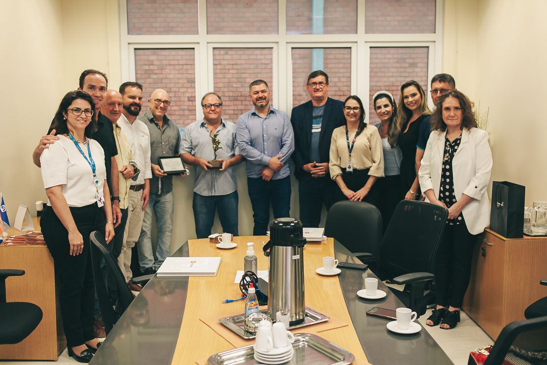 Homenagem ao 70 anos de história do Grupo Lins Ferrão