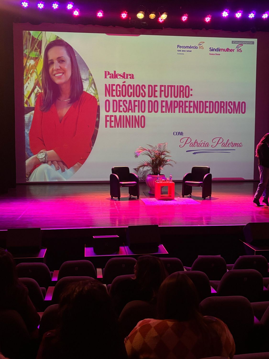 SindiMulher promove bate-papo sobre empreendedorismo feminino com Patricia Palermo