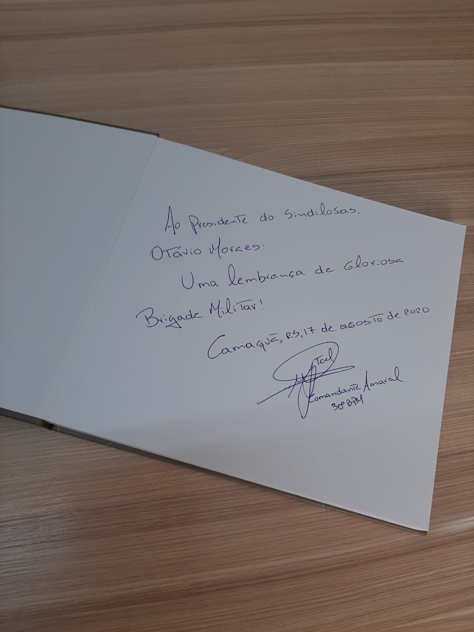 Mais que Parceria: 30° BPM Agracia Presidente do Sindilojas e Delegado R. do CRC Camaquã