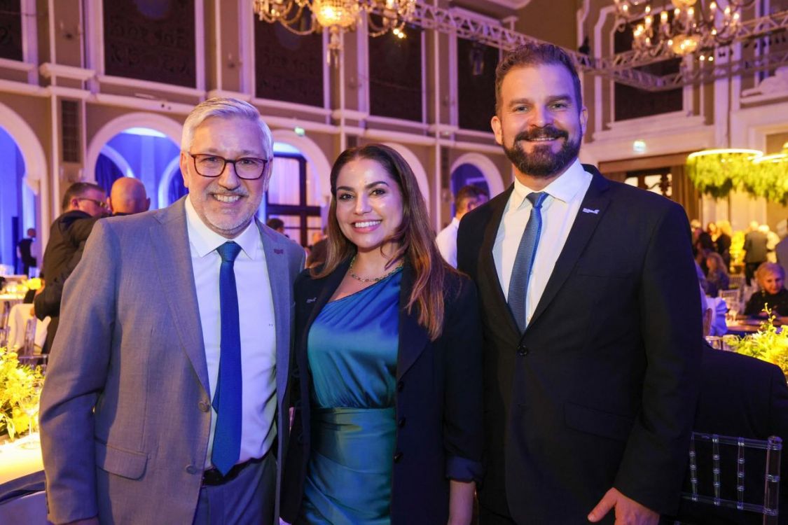 Sindilojas Costa Doce prestigia cerimônia de posse da diretoria do Sindilojas Porto Alegre