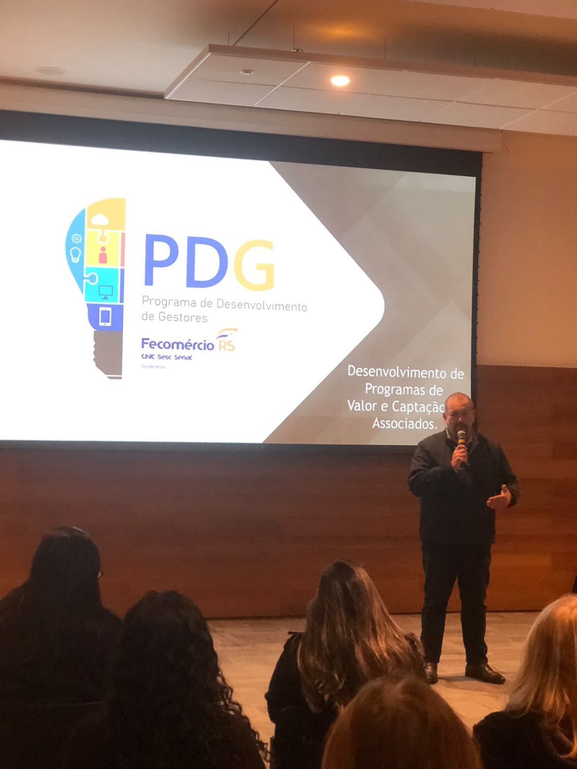 Equipe do Sindilojas Costa Doce participa do Programa de Desenvolvimento de Gestores da Fecomércio-RS