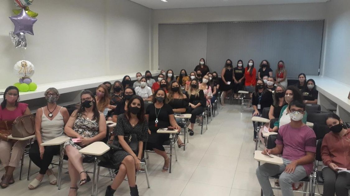 SINDIMULHER: Mesa Redonda na 9 ª Feira de Beleza e Atitude